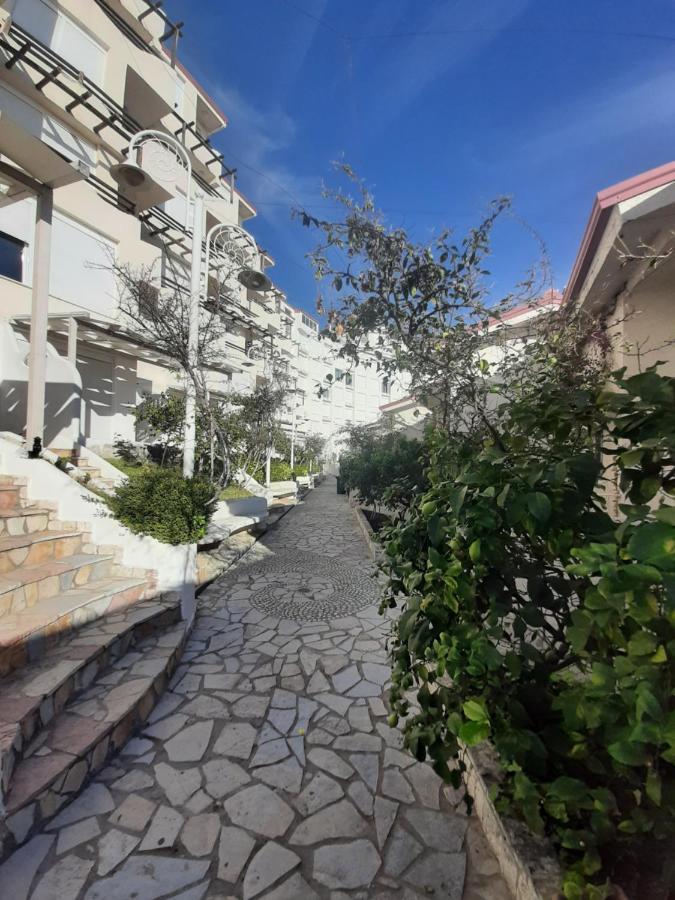 Kela Apartments Sarandë Exteriér fotografie