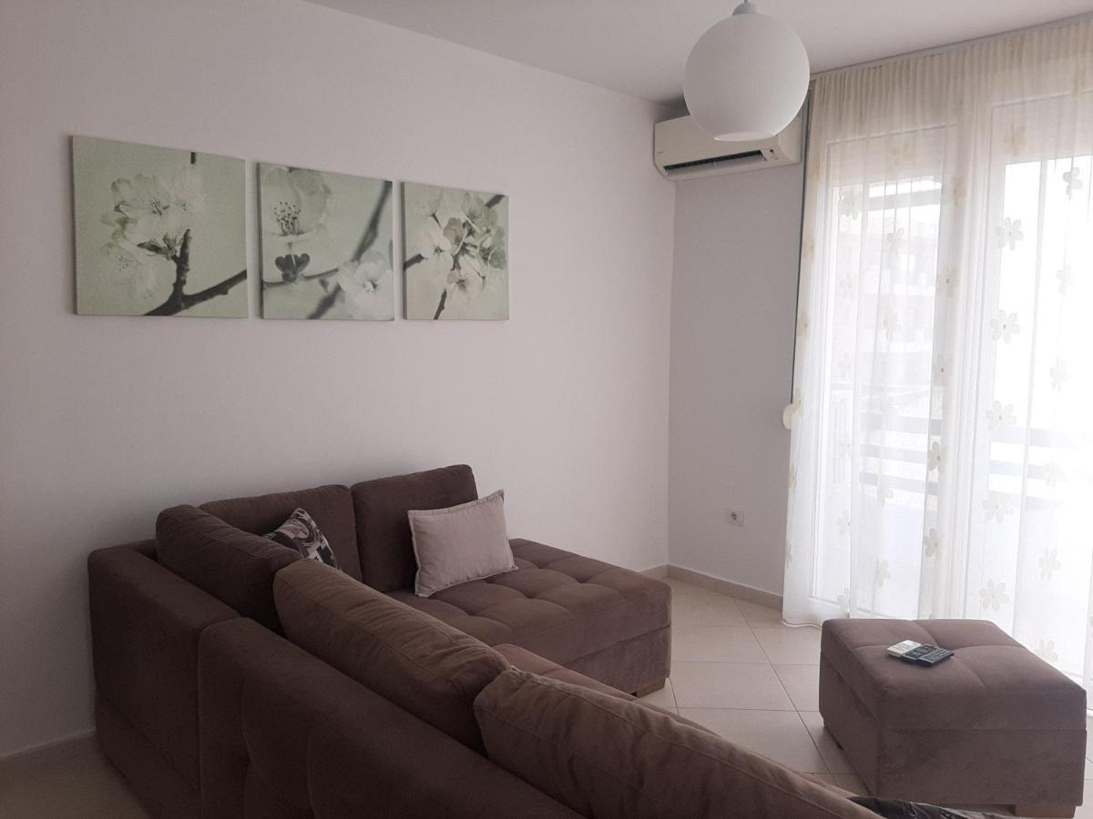 Kela Apartments Sarandë Exteriér fotografie