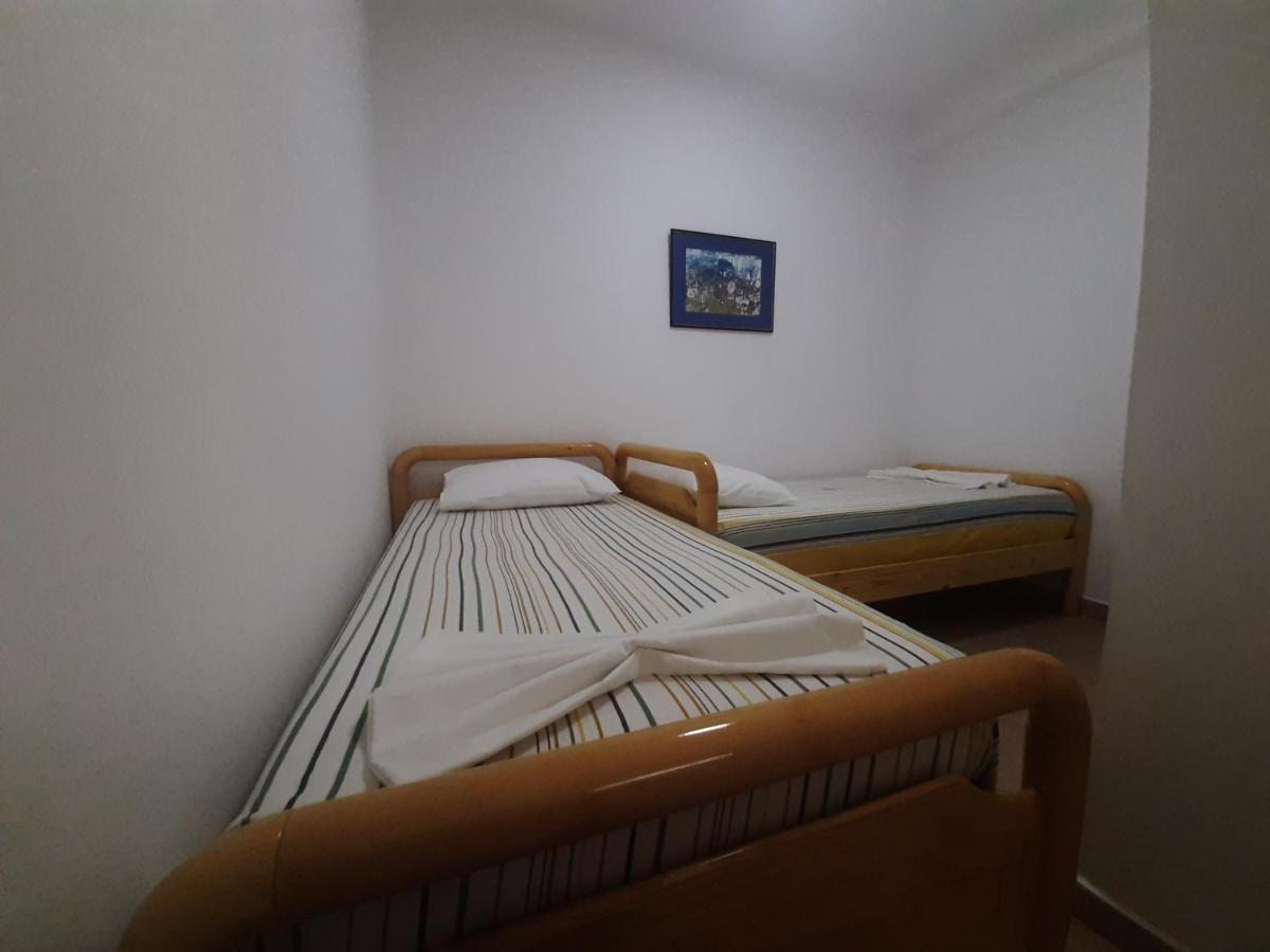 Kela Apartments Sarandë Exteriér fotografie
