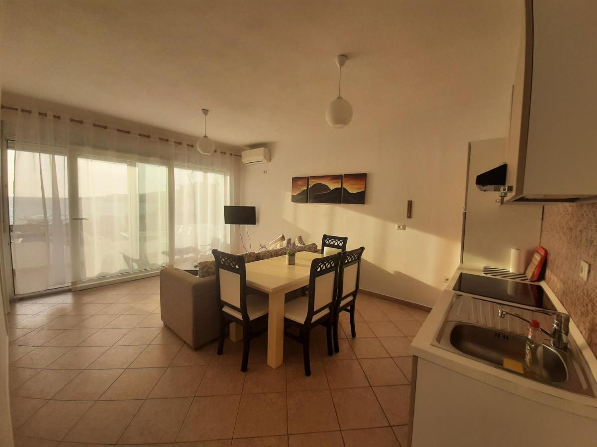 Kela Apartments Sarandë Exteriér fotografie