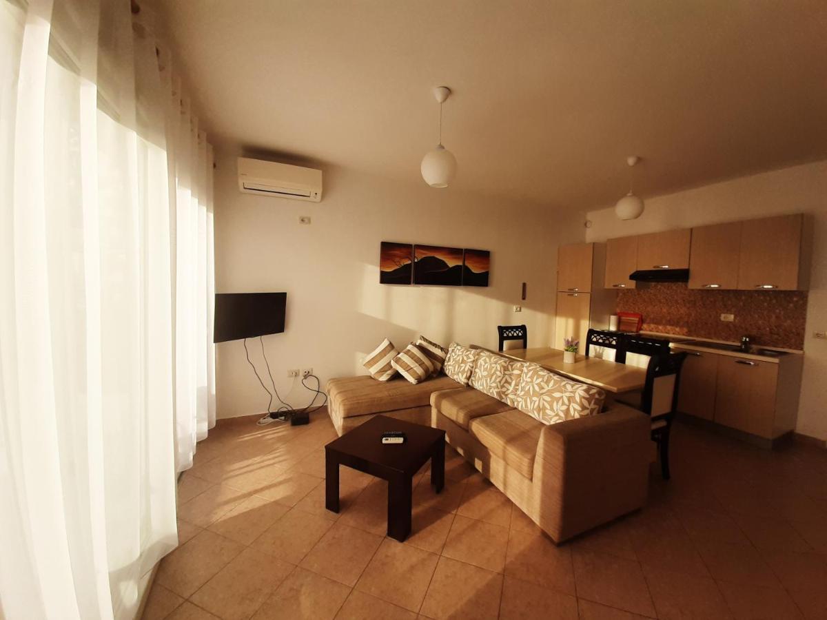 Kela Apartments Sarandë Exteriér fotografie