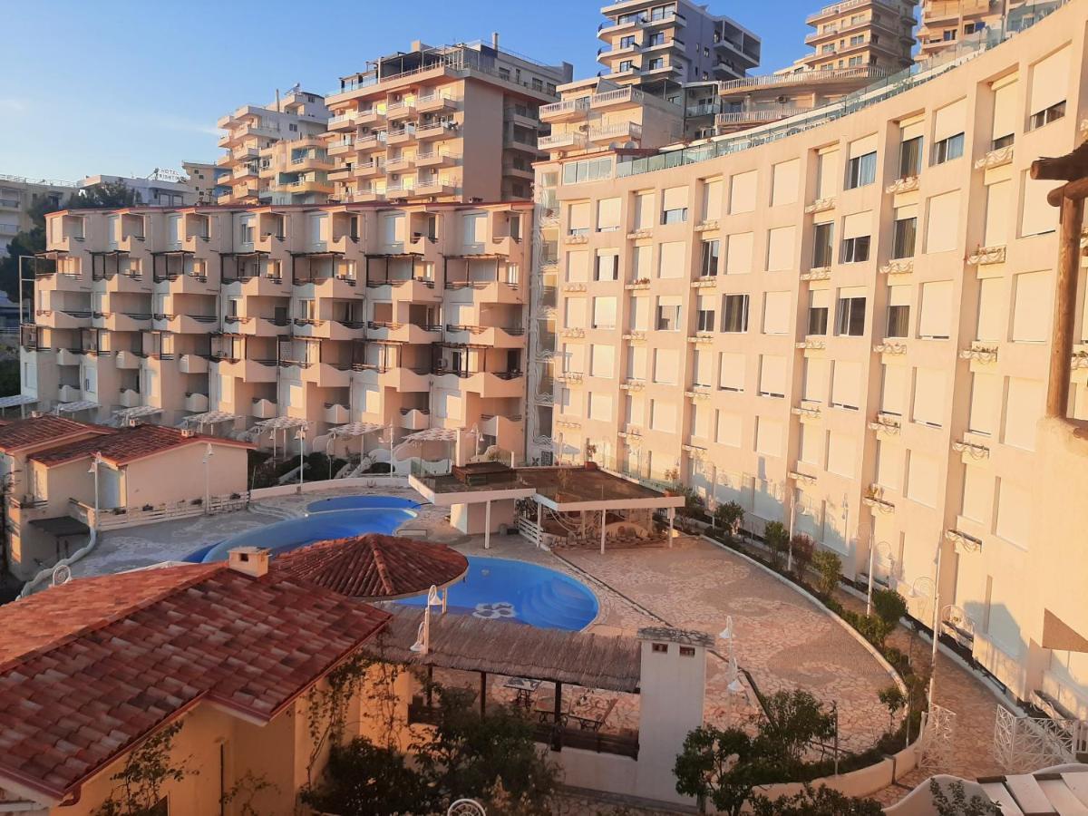 Kela Apartments Sarandë Exteriér fotografie